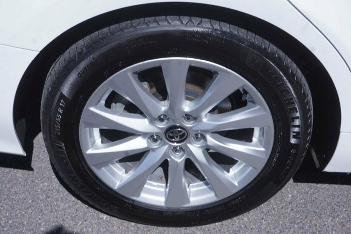 2019 Toyota Camry Ascent