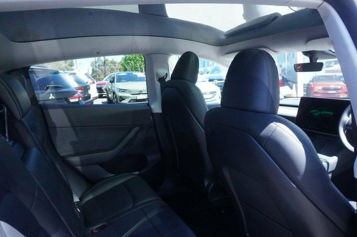 2023 Tesla Model Y Rear-Wheel Drive