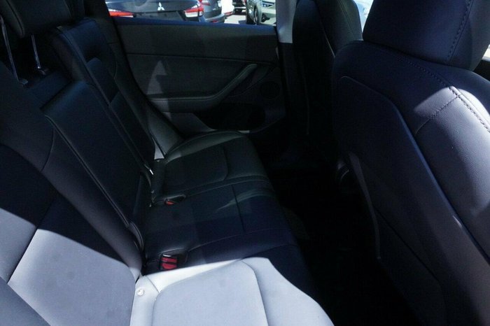 2023 Tesla Model Y Rear-Wheel Drive