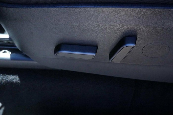 2023 Tesla Model Y Rear-Wheel Drive