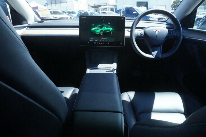 2023 Tesla Model Y Rear-Wheel Drive