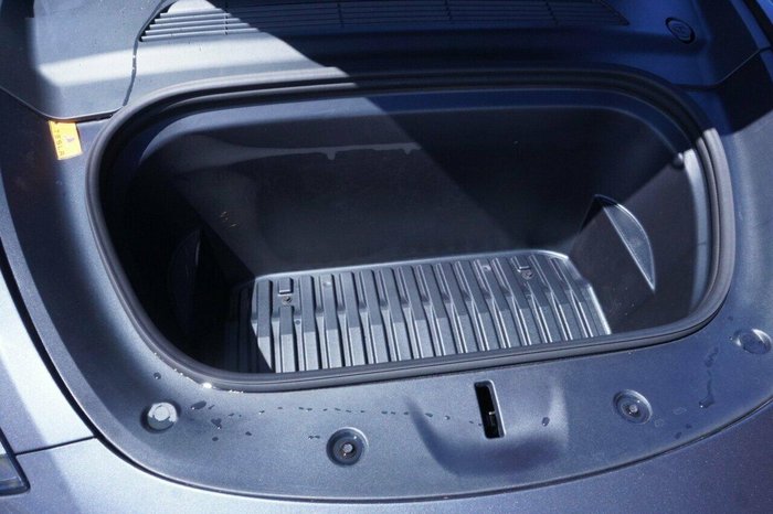 2023 Tesla Model Y Rear-Wheel Drive