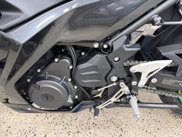 2022 Kawasaki NINJA 400 BLACK