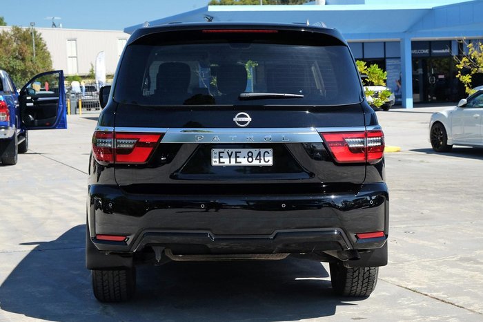 2022 Nissan Patrol Ti-L Y62 MY22 4X4 Dual Range Black Obsidian
