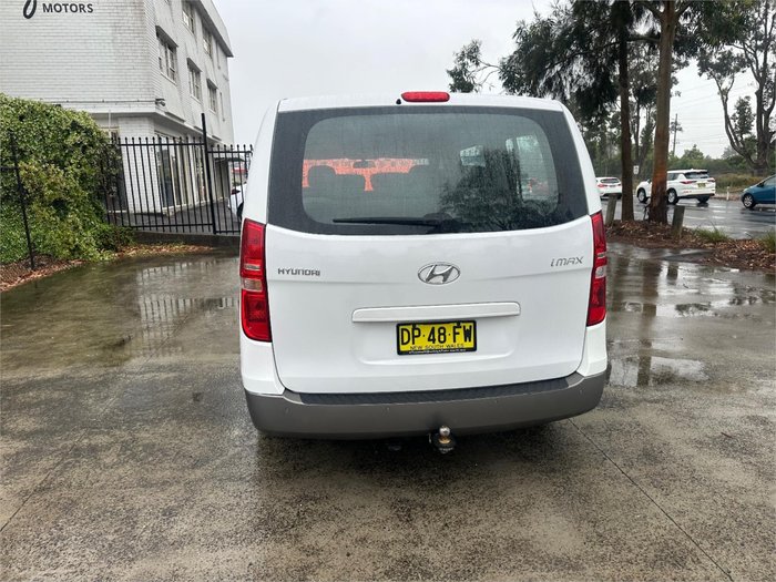 2013 HYUNDAI iMAX