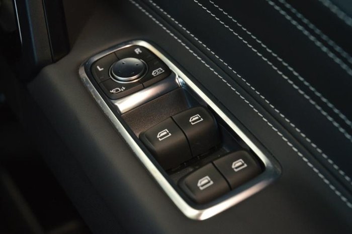 2025 LDV D90 Executive