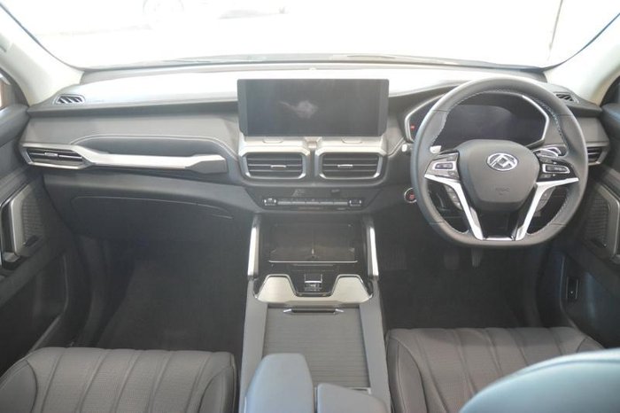 2025 LDV D90 Executive