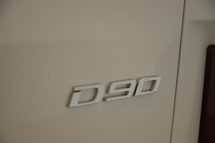 2025 LDV D90 Executive