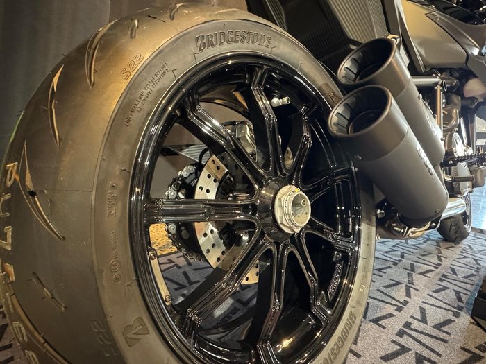 2024 Brabus 1300 R Edition 23