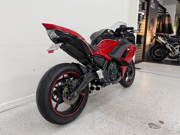 2024 Kawasaki NINJA 650L Red
