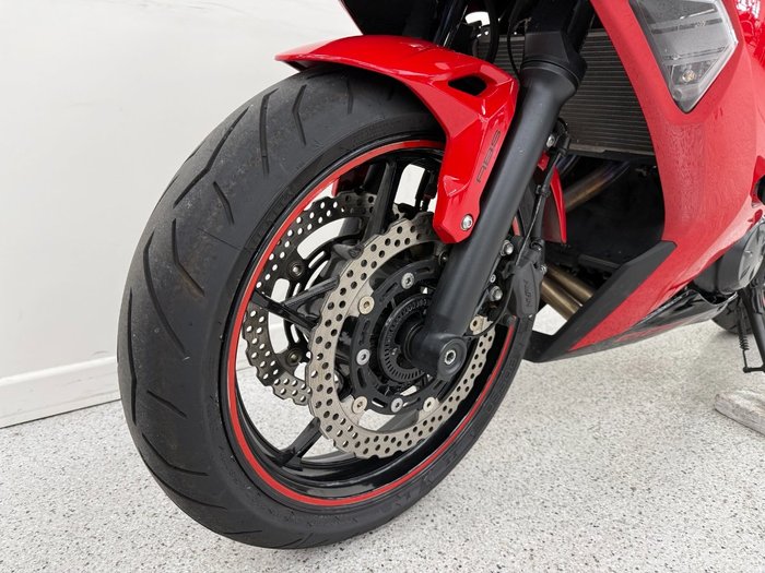 2024 Kawasaki NINJA 650L Red