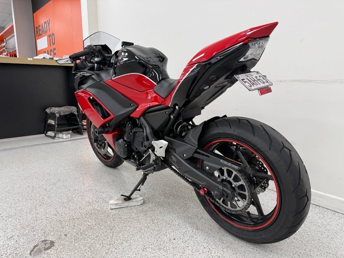 2024 Kawasaki NINJA 650L Red