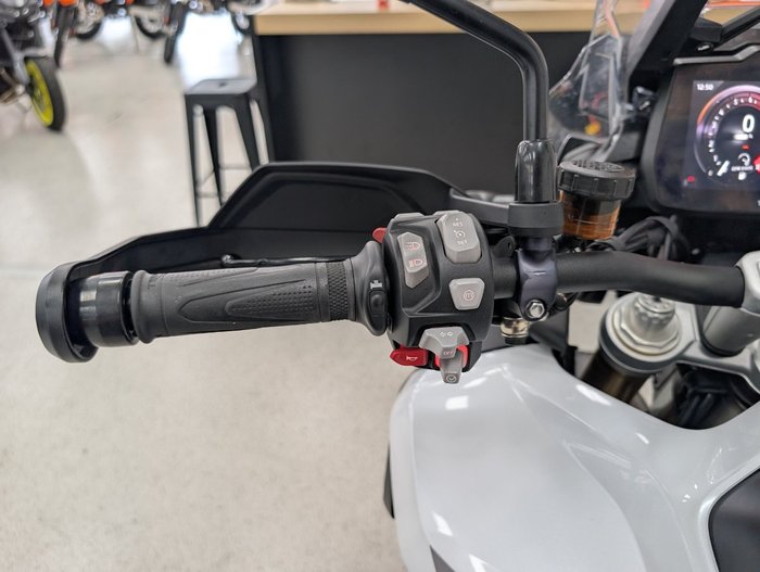 2022 Triumph TIGER 1200 RALLY PRO SILVER ICE