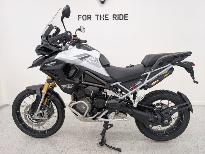 2022 Triumph TIGER 1200 RALLY PRO SILVER ICE