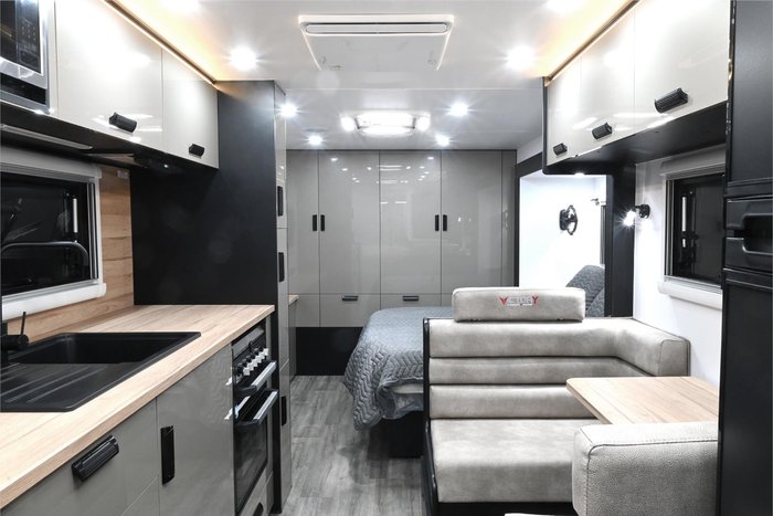 2025 VICTORY CARAVANS Slide-out 22'