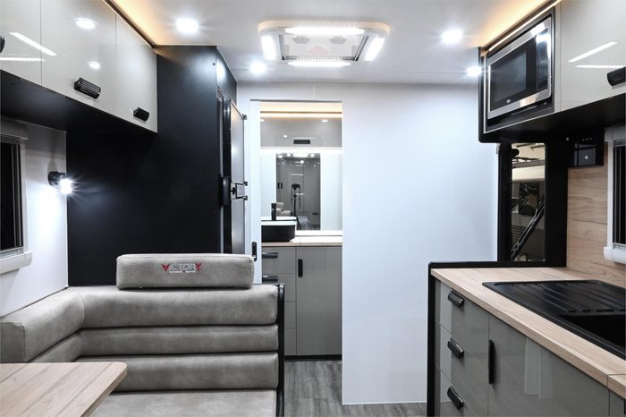 2025 VICTORY CARAVANS Slide-out 22'