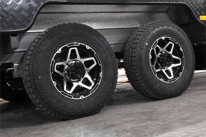 2025 VICTORY CARAVANS Slide-out 22'
