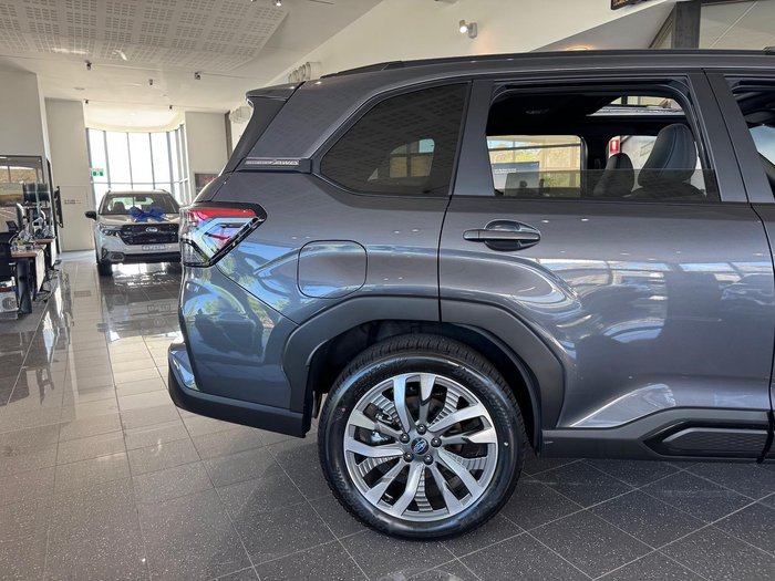 2025 Subaru Forester Hybrid Touring