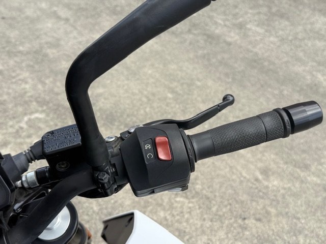 2022 Ktm 390 DUKE WHITE