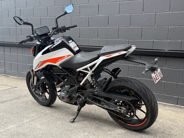 2022 Ktm 390 DUKE WHITE