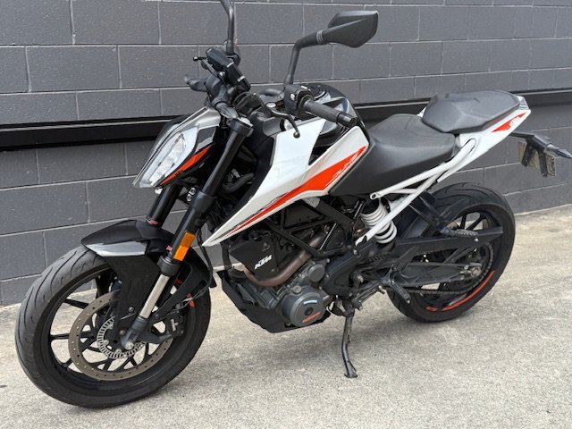 2022 Ktm 390 DUKE WHITE