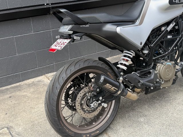 2021 HUSQVARNA VITPILEN 401 GREY