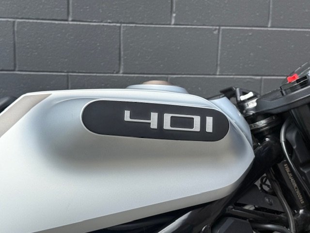 2021 HUSQVARNA VITPILEN 401 GREY