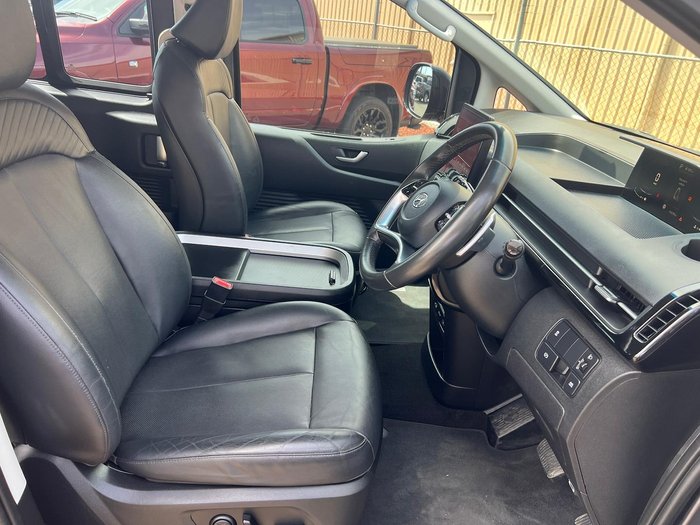 2021 Hyundai STARIA Elite