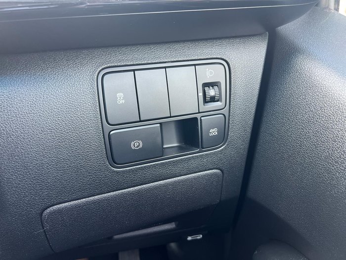 2021 Hyundai STARIA Elite