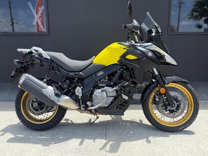 2017 Suzuki V-Strom 650XT (DL650XA) V-Strom Black