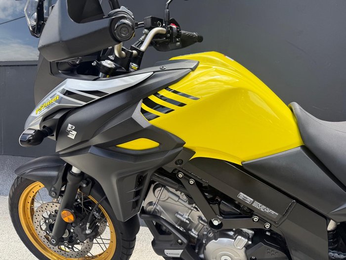 2017 Suzuki V-Strom 650XT (DL650XA) V-Strom Black
