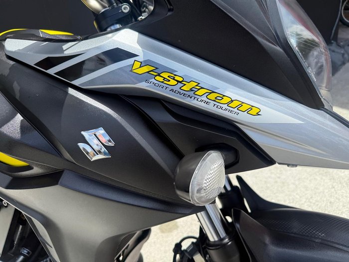 2017 Suzuki V-Strom 650XT (DL650XA) V-Strom Black