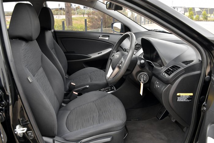 2016 Hyundai Accent Active