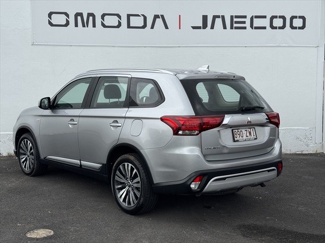 2018 Mitsubishi Outlander ES