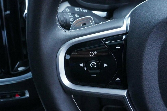 2020 Volvo S60 T5 R-Design