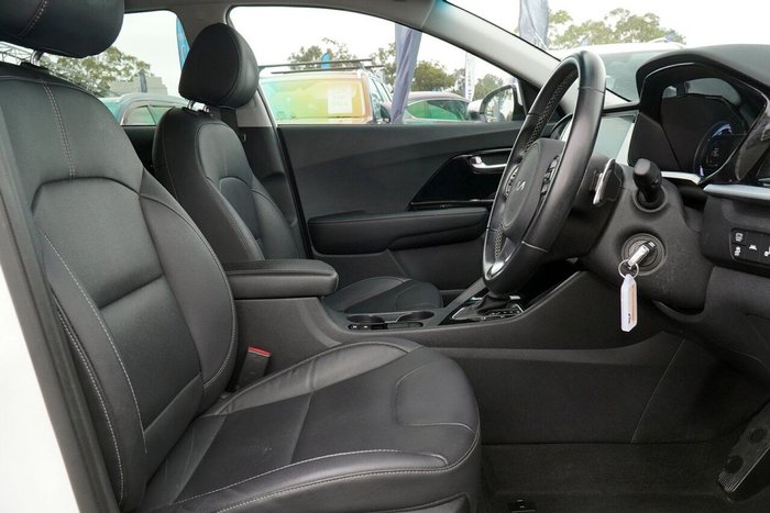 2021 Kia Niro Hybrid Sport