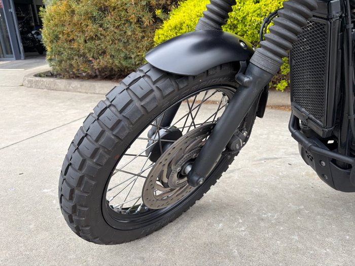 2017 Triumph STREET SCRAMBLER