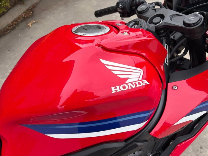2024 Honda CBR650R Red