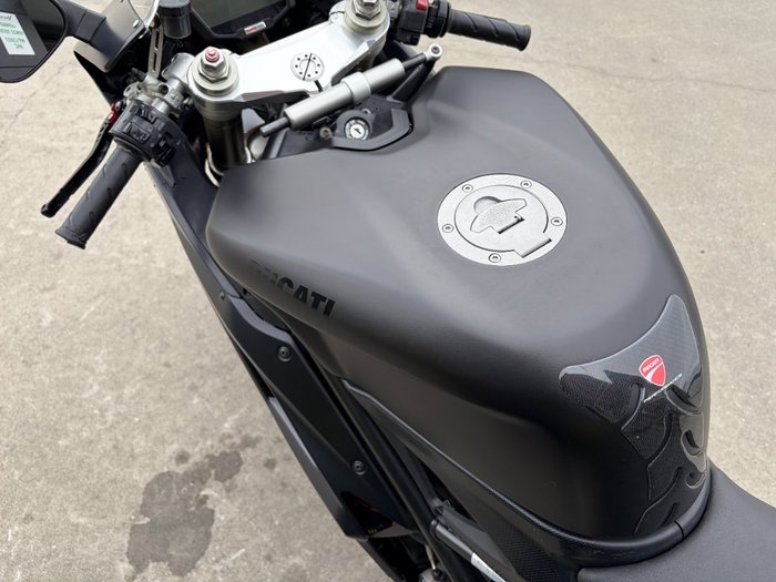 2011 DUCATI 848 EVO Black