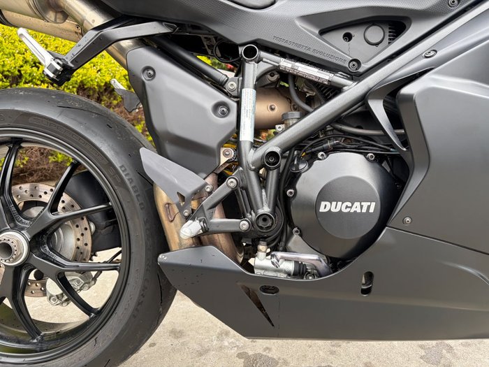 2011 DUCATI 848 EVO Black