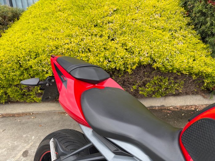 2016 Triumph DAYTONA 675 Red