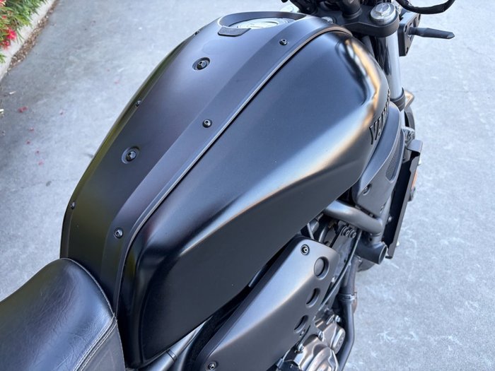 2016 Yamaha XSR700 Black
