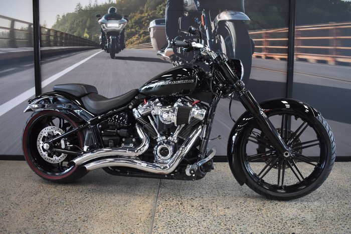 2018 Harley-davidson FXBRS BREAKOUT S (114) BLACK