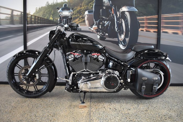 2018 Harley-davidson FXBRS BREAKOUT S (114) BLACK