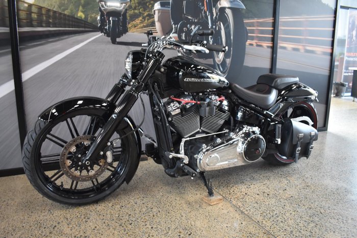 2018 Harley-davidson FXBRS BREAKOUT S (114) BLACK