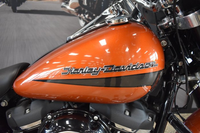 2020 Harley-davidson FLSB SPORT GLIDE Performance Orange