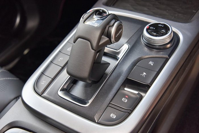 2025 GWM Tank 300 Lux