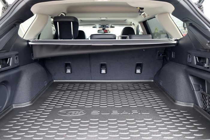 2025 Subaru Outback AWD Touring XT 6GEN MY25 AWD Crystal White