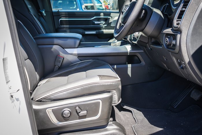 2024 RAM 1500 Laramie Sport Hurricane SO RamBox