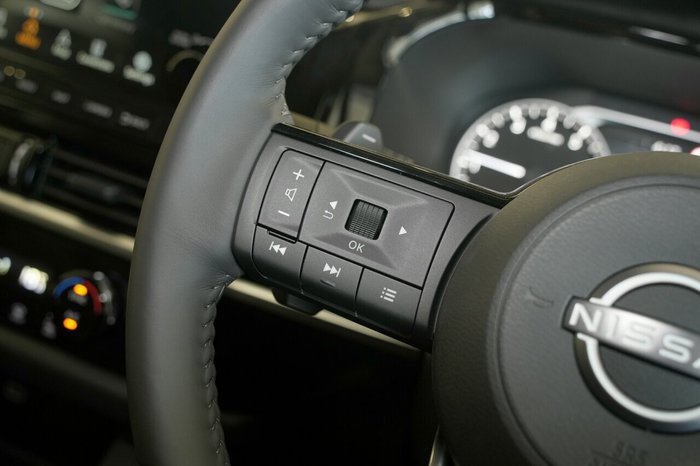 2025 Nissan Pathfinder Ti